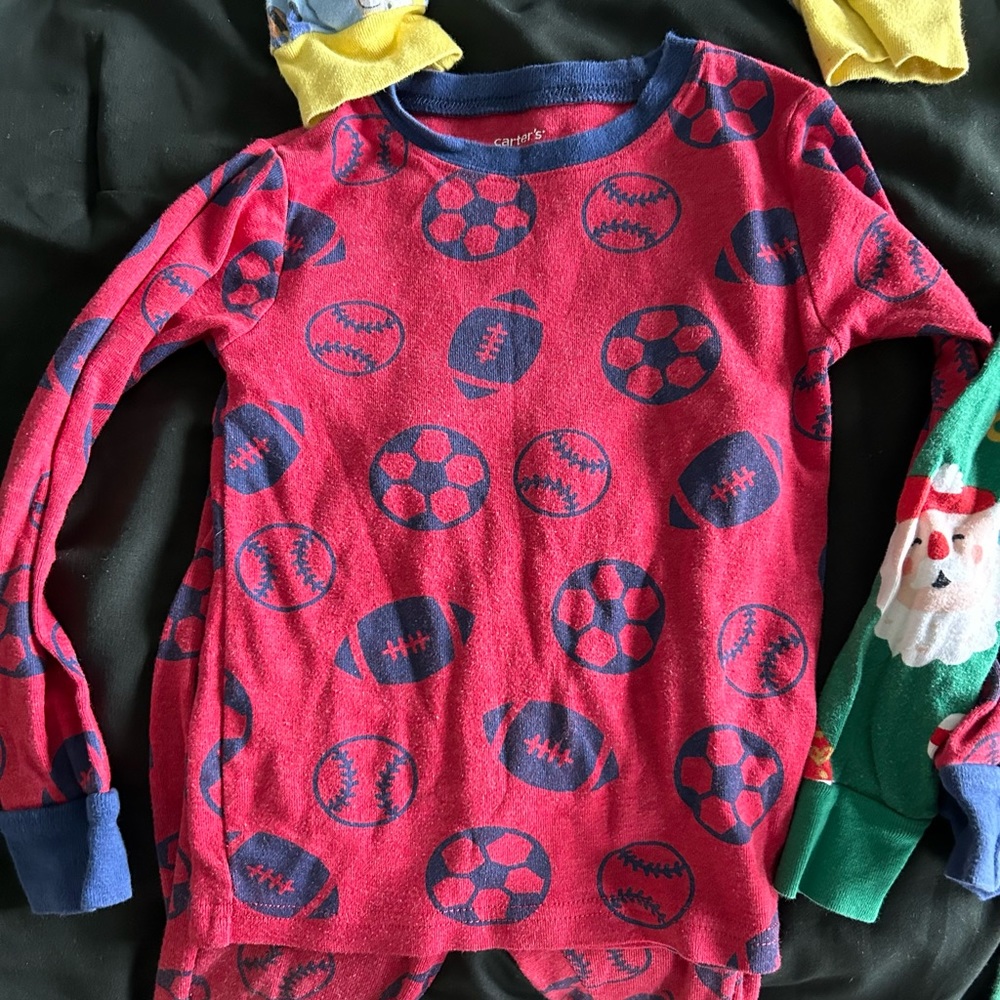 Four Pair of Pre Owned Kids 2-piece Pajama